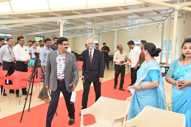 Mr Joe Gonsalves along with MD of Daijiworld Media Walter Nandalike inaugurated the third edition of  Inland Property Mela at Inland Ornate.